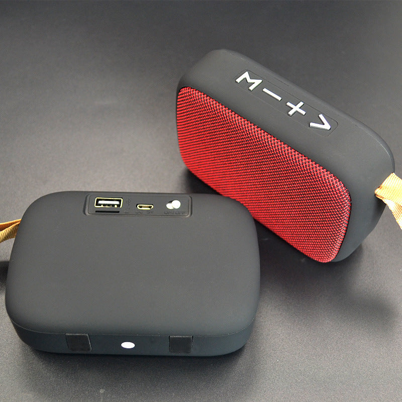 Wireless Bluetooth Speaker Square U Disk Portable Bluetooth Small Speaker Wireless Bluetooth Speaker Square U Disk Portable Bluetooth Small Speaker